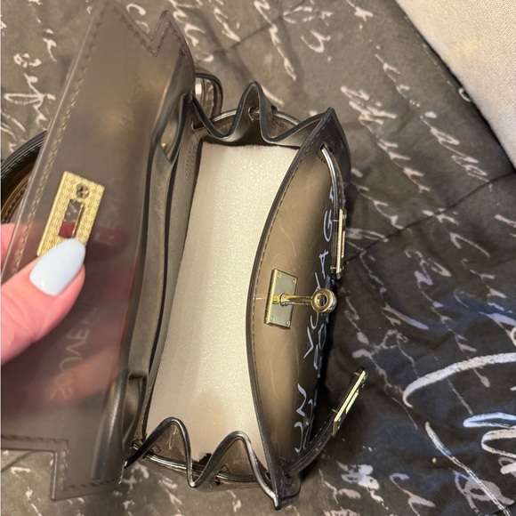 Silicone Crossbody Bag - Picture 7 of 7